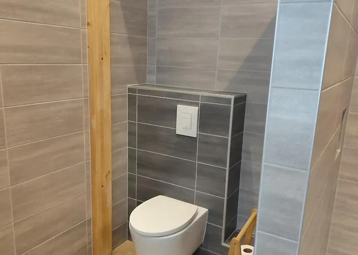 Le 96 Nyaraló Bindernheim